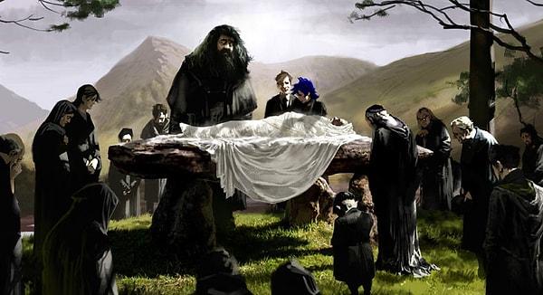 6. Dumbledore son yolculuğuna uğurlandı.