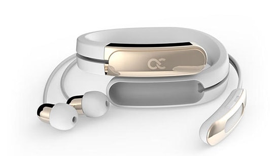 Moda Tutkunlarına Göz Kırpan Giyilebilir Kulaklık