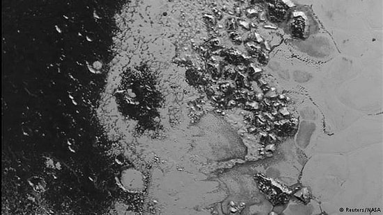 Plüton'un Sıradağları Görüntülendi