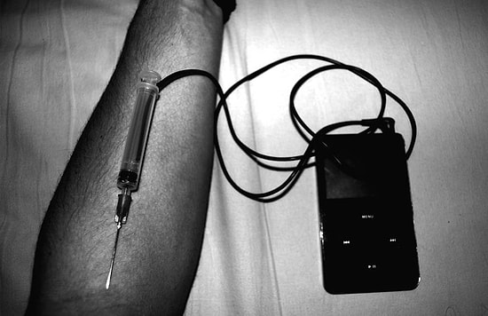 Birbirinden Farklı Ruh Haline Girebileceğiniz 18 Bağımlılık Yaratması Muhtemel Şarkı