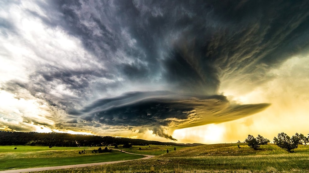 70.000 Fotoğraf ile Gökyüzünün Dehşet Verici ve Muhteşem Hareketleri