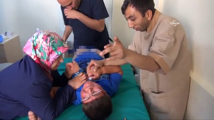 Sünnet Korkusundan Sübhaneke Okuyan Çocuk