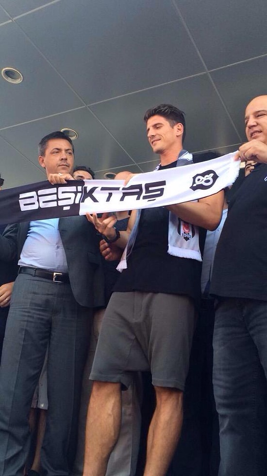 Mario Gomez: "Beşiktaş'a Geldiğim İçin Mutluyum"