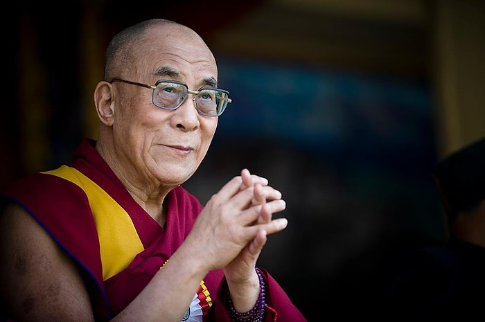 Dalai Lama'dan 'Mutluluk' Kavramına Farklı Bir Gözle Bakmanızı Sağlayacak 12 Öğüt