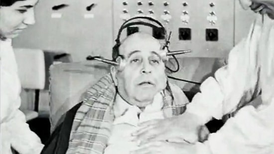 Sadece Yeşilçam'da Karşılaşabileceğiniz 10 İlginç Sahne