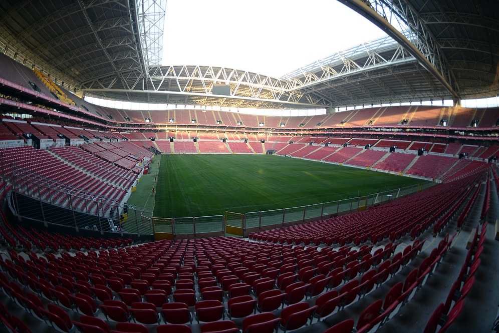 TT Arena'da Localar Kapalı Gişe