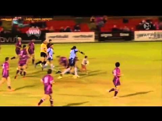 Rugby Maçında Sahaya Giren Minik Çocuk