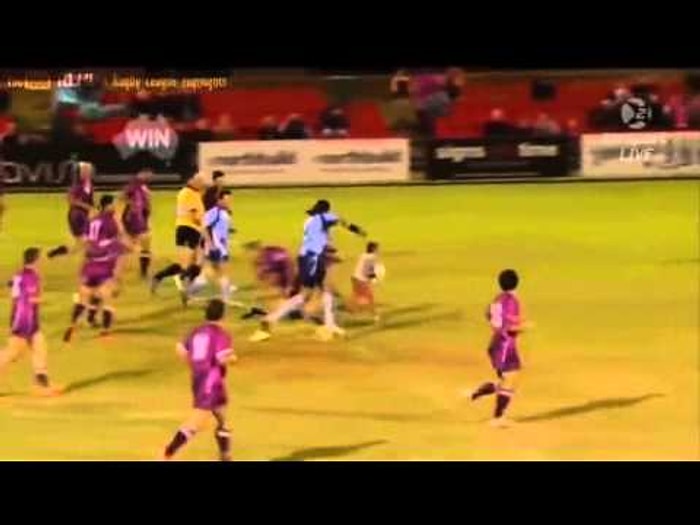 Rugby Maçında Sahaya Giren Minik Çocuk