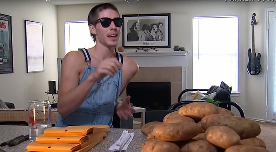 Postayla Patates Yollayarak Ayda 10.000$ Kazanan Adam