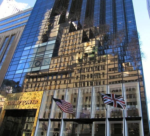 2014 yılında toplam kazancı yaklaşık olarak 79 milyon dolardı. Trump Tower ise çok kazananların buluştuğu New York'un ünlü bir yapısı .
