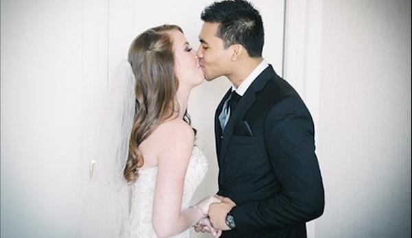 Hazırlıkların yapılmasından tam bir ay sonra, 11 Nisan'da Carter ve Chau hayallerinin düğününü yaptılar.