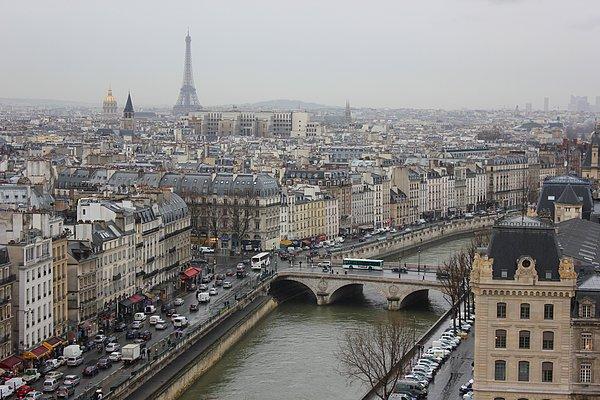 10. Paris, Fransa