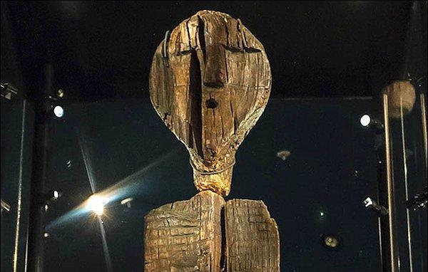 3. Dünyanın en eski ahşap heykeli Shigir İdolü 11.000 yaşında