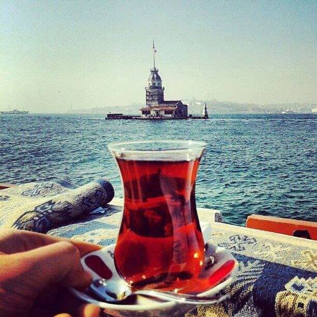 23. Facebook'ta kapak fotoğrafı olarak pembe gül, manzara vb tercih etmek.