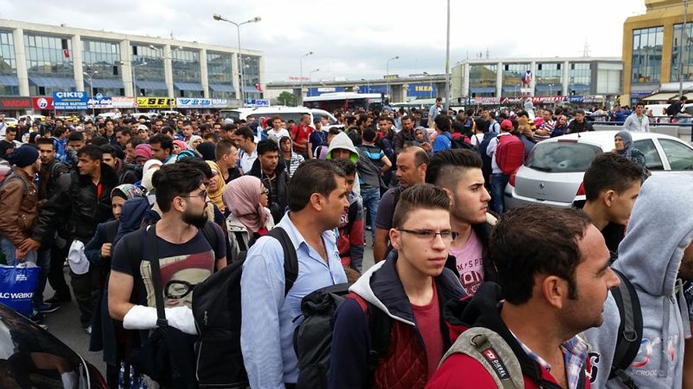 İstanbul Valiliği: 'Otogardaki 1.500 Sığınmacıdan 500’ü Geri Döndü'