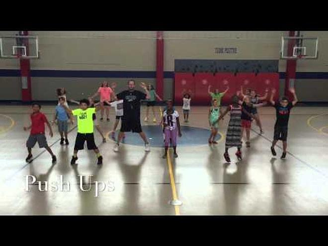 Öğrencilerine Dans Eşliğinde Kardiyo Yaptıran Spor Öğretmeni