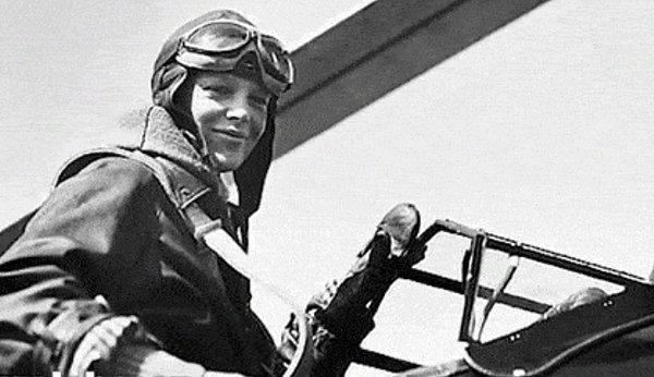 7. Amy Johnson – Kadın pilot