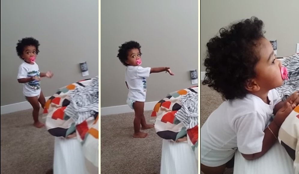 Uyumak İstemeyen Sevimli Kızın Annesine El Kol Hareketi Yaparak Pazarlık Yapması