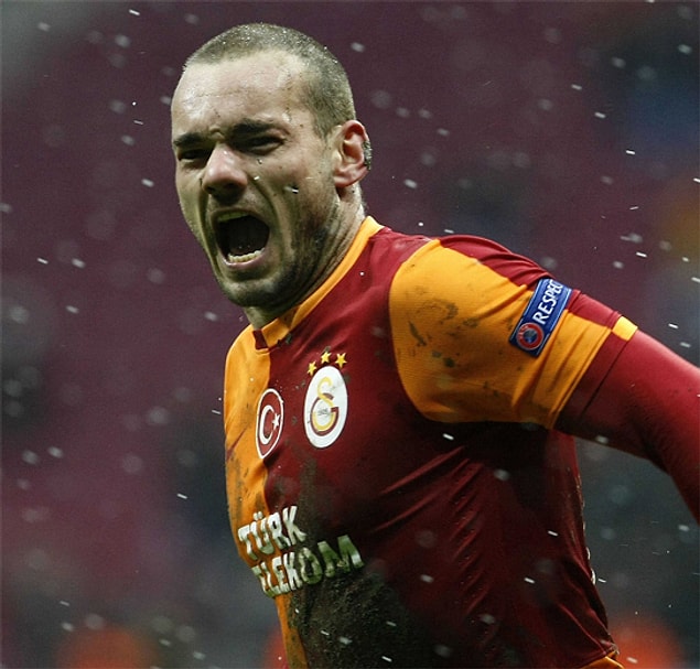 12. Sneijder - Spartacus