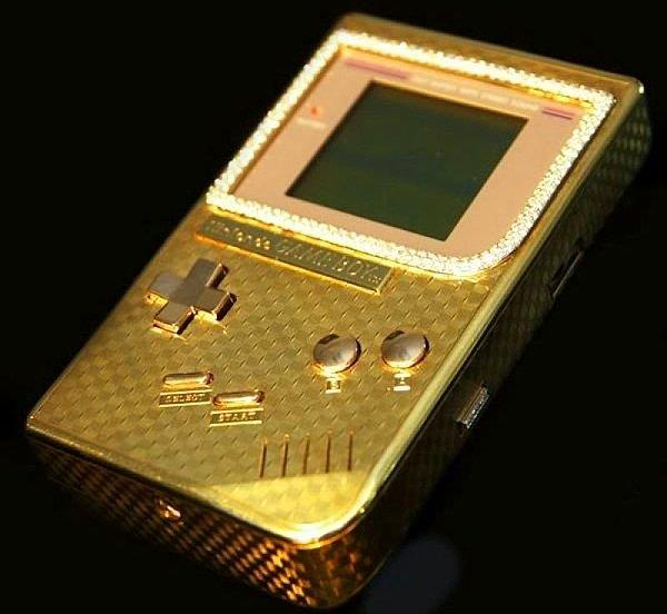 5. Game Boy: 25 Bin Dolar