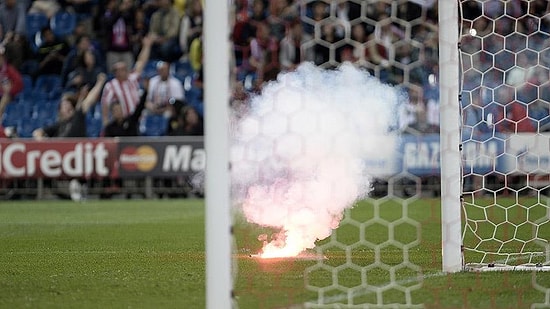 UEFA İki Maç İçin Soruşturma Başlattı