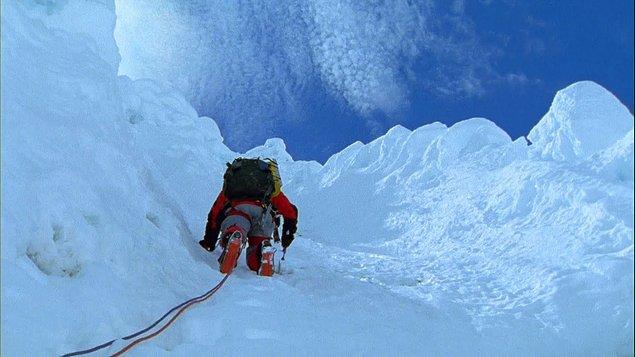 2. Touching the Void (2003)