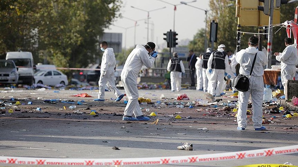 'Canlı Bomba Olan İki Teröristin Kimlik Tespiti Sürüyor'