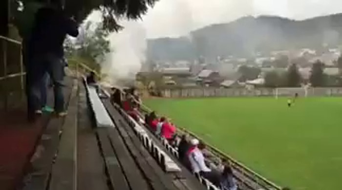 Futbol Maçı Sırasında Dikkat Dağıtıcı Bir Obje Olarak 'Tren'