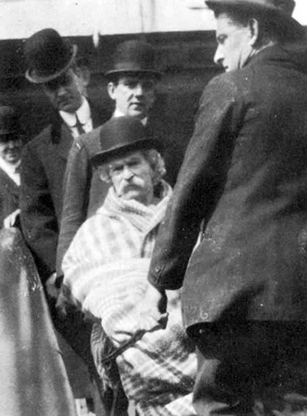 1. Марк Твен умер 21 апреля 1910 года