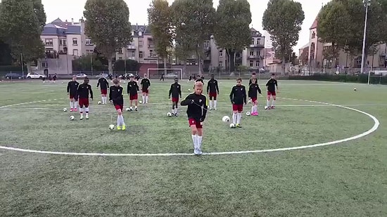 Metz U15 Takımından Baş Döndüren İdman!