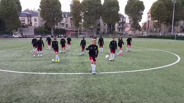 Metz U15 Takımından Baş Döndüren İdman!