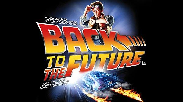 Bu 50 film arasında ise gelecek vadeden en iyi film olarak Geleceğe Dönüş'ü gösterebiliriz. 30 yıl öncesine, 1955'e giden bir film. Belki de 30 yıl sonra birileri günümüze, 1985'in bu serin ekim gününe bir zaman yolculuğu yapar, ne dersiniz?