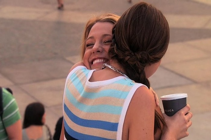 En Yakın Arkadaşınızın Şehir Dışından Gelişiyle Yaşanan 18 Durum