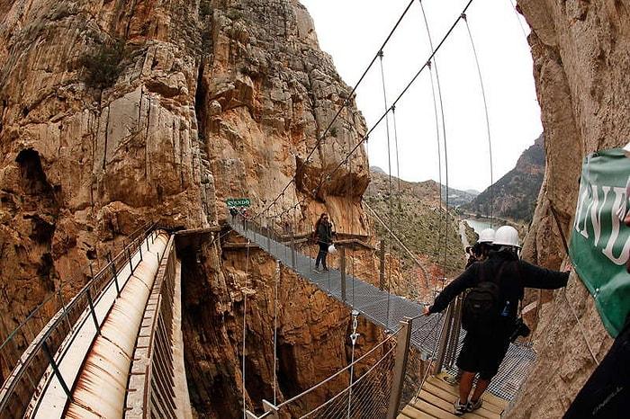 Adrenalin Bağımlılarının Seyahat Rotası: Dünyanın En Tehlikeli Geçiti El Caminito del Rey Yeniden Açıldı!