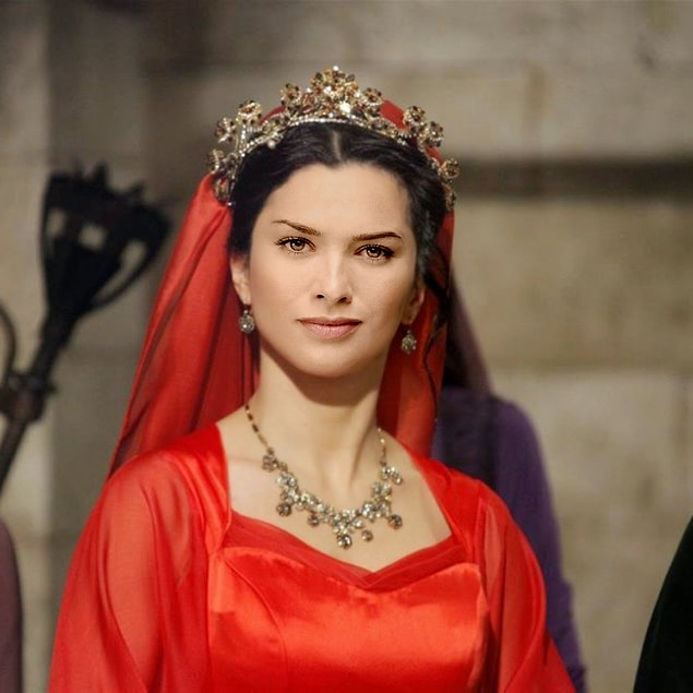 Bonus-3: Lena Headey - Nurbanu