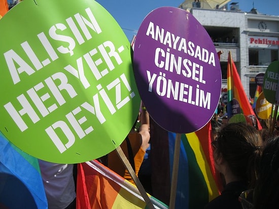 AK Parti, LGBTİ Derneklerinden Mektupla Oy İstemiş