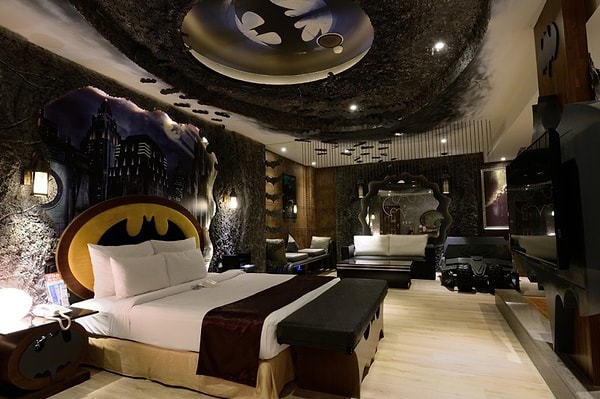 Стоит ли оно того? А это уже напрямую зависит от того, насколько вы любите Бэтмена.