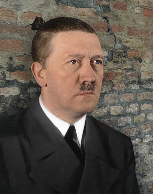 Адольф Гитлер
