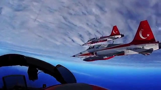 Türk Yıldızlarından Muhteşem Görüntüler: Hiç Bu Gözle Baktınız mı?