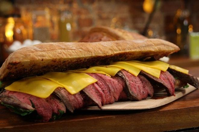 Dünya Sandviç Günü'nü Her Yıl Bayram Gibi Kutlamanıza Sebep Olacak 13 Çıldırmalık Sandviç