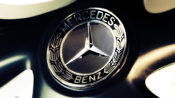 Mercedes 126 Bin Aracını Geri Çağırıyor!