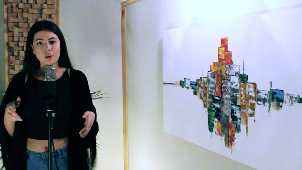 Adele'in Hello Şarkısını Arapça Olarak Dinlemeye Ne Dersiniz?