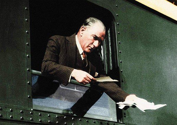 1. Dünya pek çok lider gördü, pek çok kendisi için mücadele eden lider ama hiçbiri Atatürk gibi sadece milletinin bekası için çalışmadı.