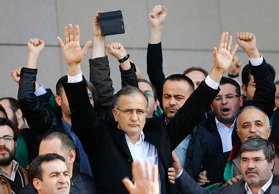 Ekrem Dumanlı Hakkında Yakalama Kararı