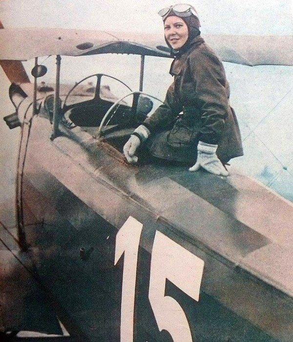 2. Dünyanın ilk kadın savaş uçağı pilotunun Türk olduğunu biliyor muydunuz?