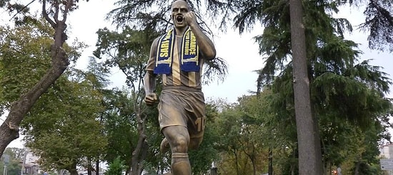 “Alex de Souza’nın Heykelini Kaldırırız”