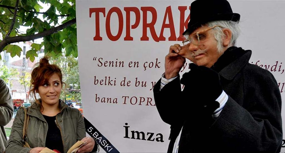 En Sıradışı Evlilik Teklif Etme Yarışı Devam Ediyor! Vurur Yüze İfadesi Maske Takmışsın Bitanesi