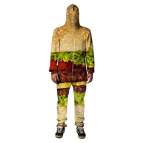 1. Комбинезон с принтом и капюшоном, в котором от всех можно спрятаться.