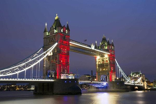 3. Londra Tower Bridge