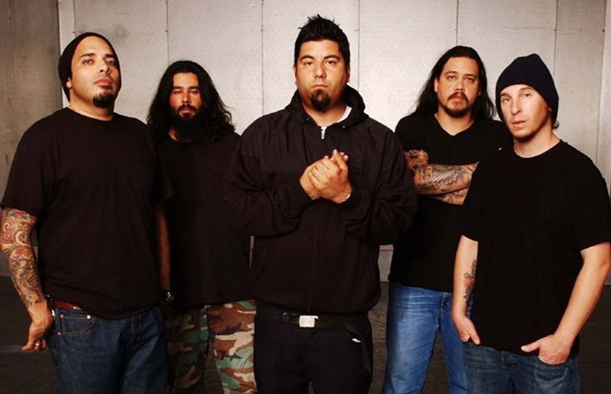 Deftones 1995. Deftones 1997. Дефтонс группа. Deftones постеры. Deftones.